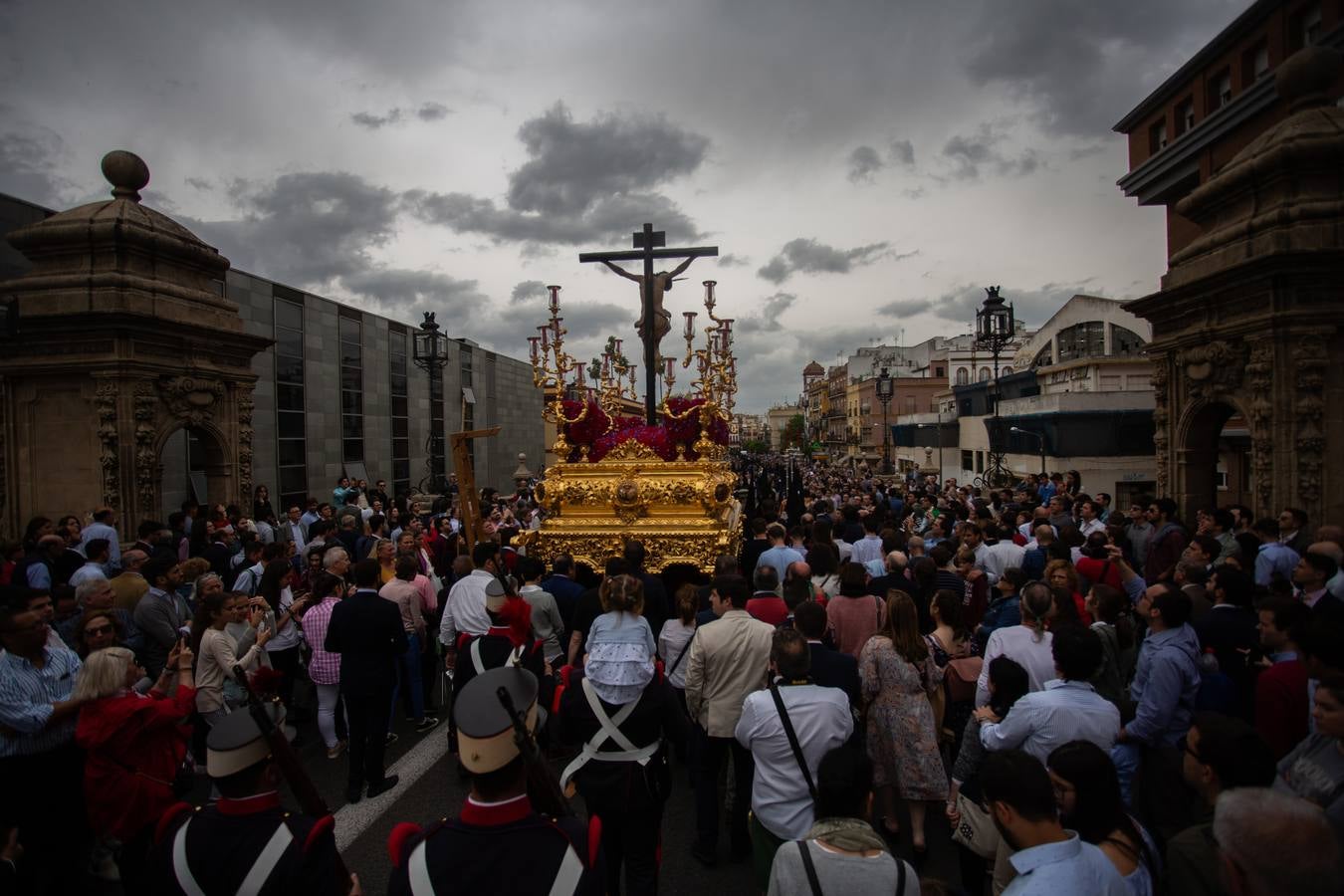 Impresionantes imágenes de la hermandad de San Bernardo