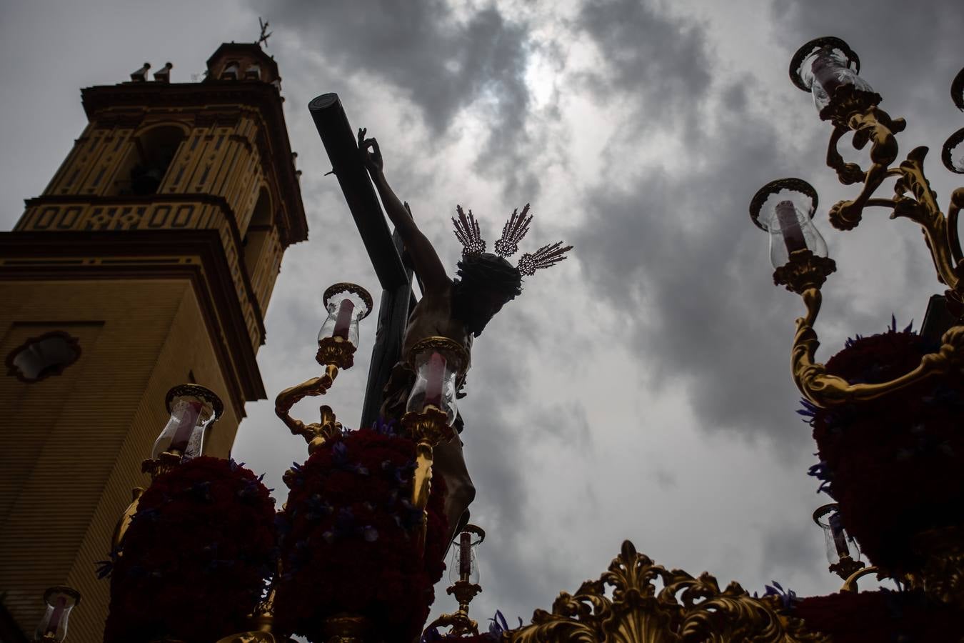 Impresionantes imágenes de la hermandad de San Bernardo