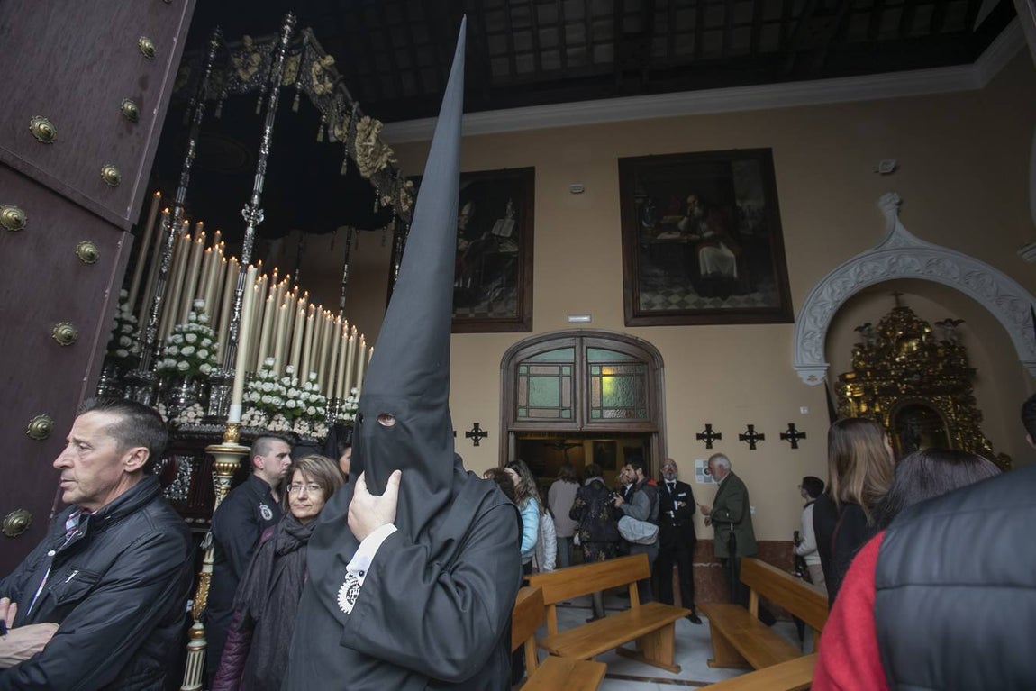 En imágenes, la pena del Nazareno de Córdoba
