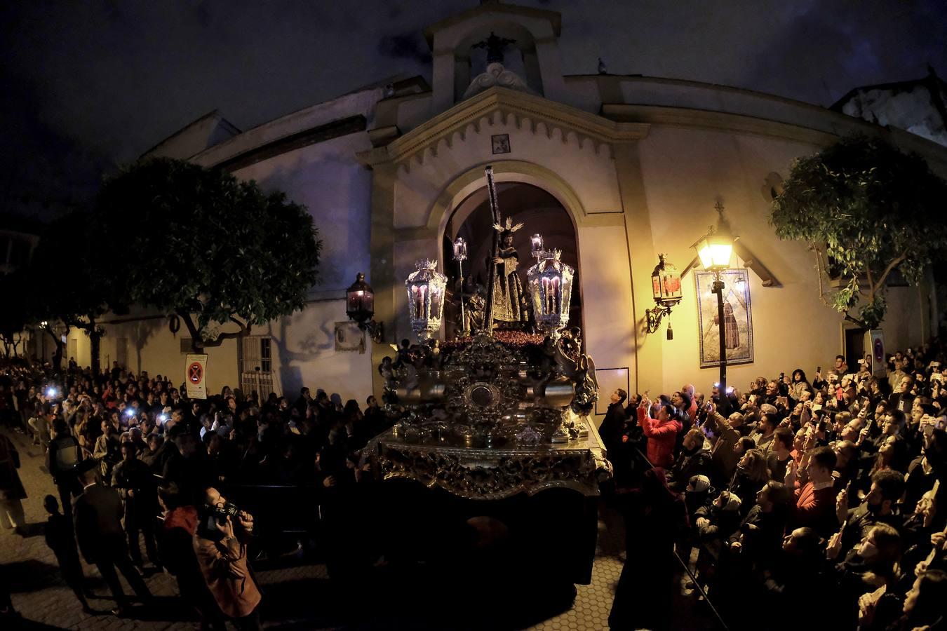 Recogimiento en la salida de El Silencio en la Madrugada