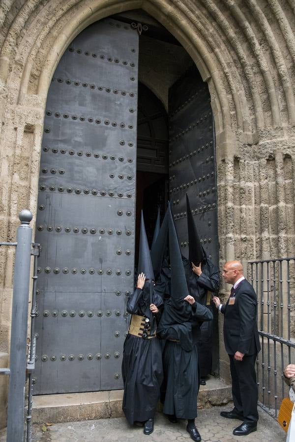 San Isidoro decide no salir en procesión el Viernes Santo por la lluvia