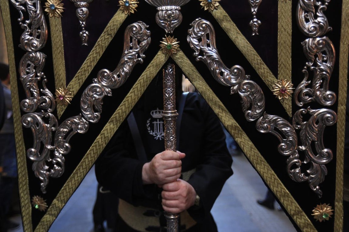 FOTOS: Descendimiento en la Semana Santa de Cádiz