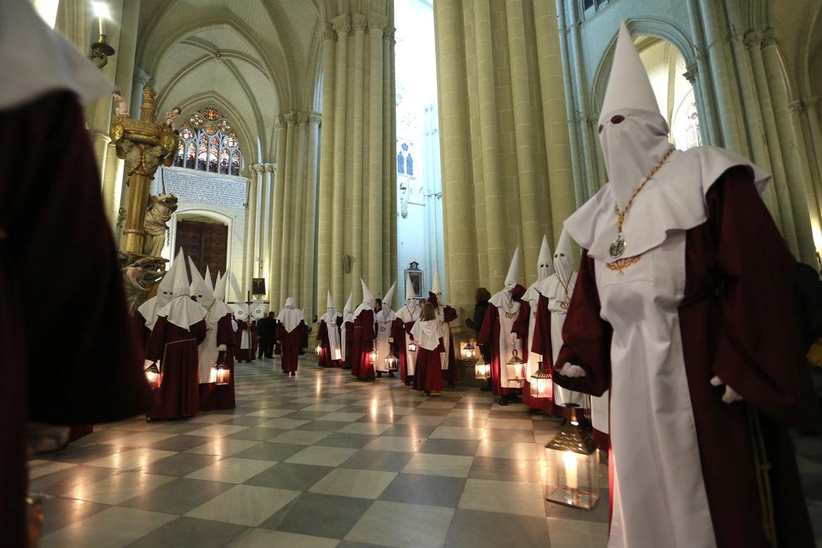 El Cristo de la Vega sí pudo desfilar en Toledo