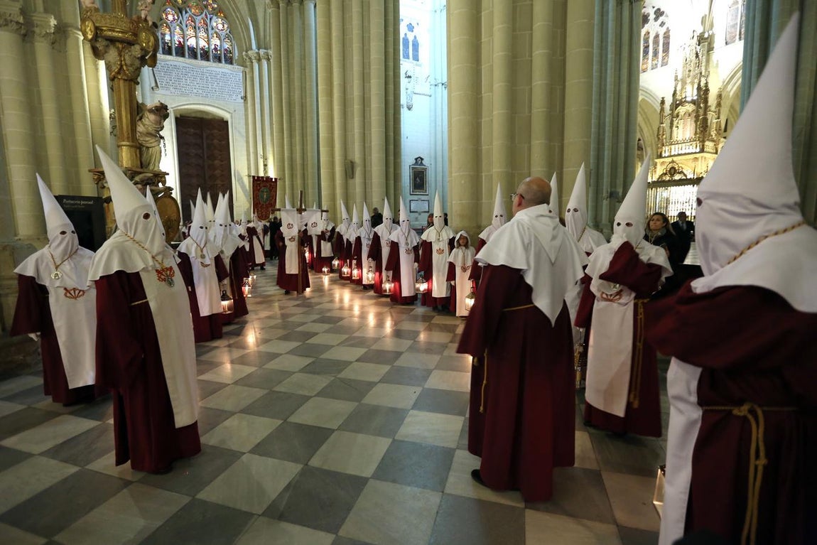 El Cristo de la Vega sí pudo desfilar en Toledo