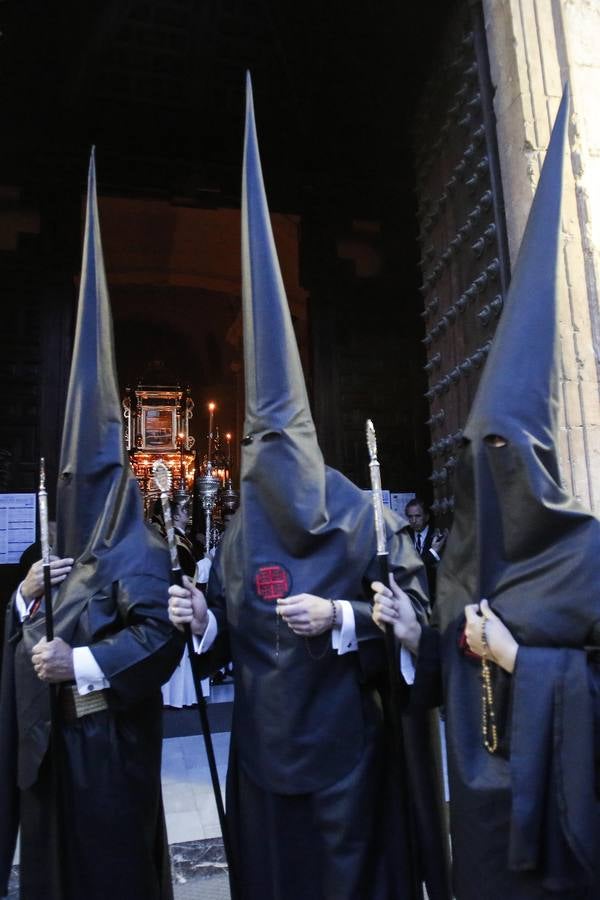 La belleza del Santo Sepulcro de Córdoba, en imágenes