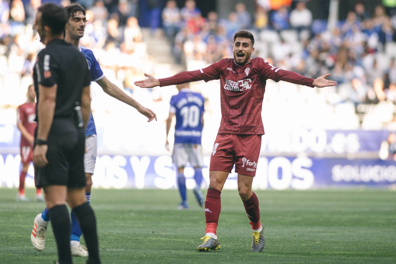 El Real Oviedo-Córdoba CF, en imágenes