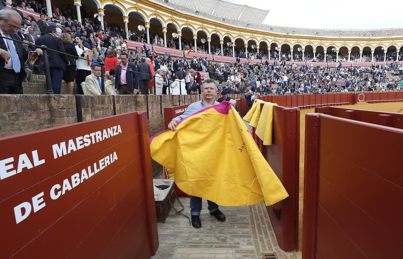 José María Manzanares corta una oreja en la Corrida de Resurrección