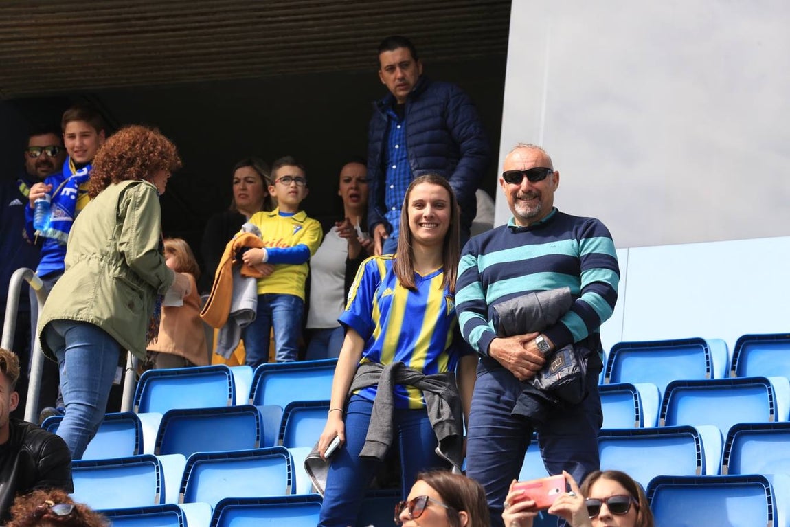 FOTOS: Búscate en las gradas de Carranza