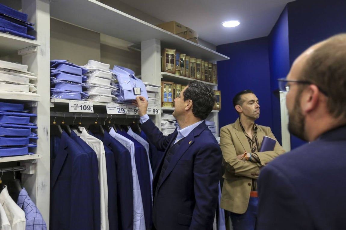 El presidente Moreno Bonilla visita El Puerto