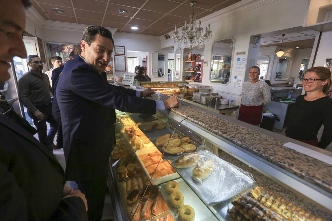 El presidente Moreno Bonilla visita El Puerto