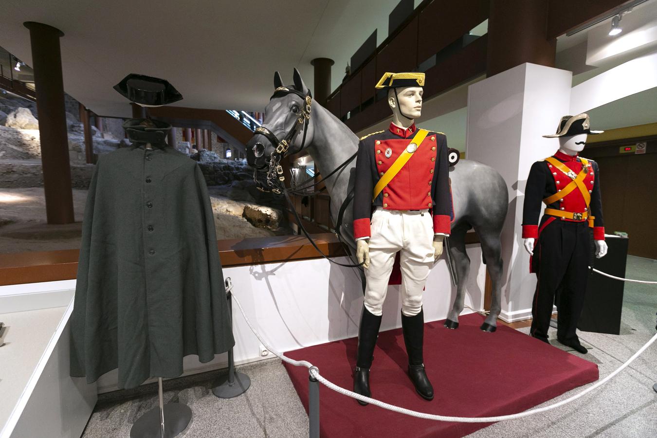 La Guardia Civil celebra 175 años con una exposición en el Museo del Ejército