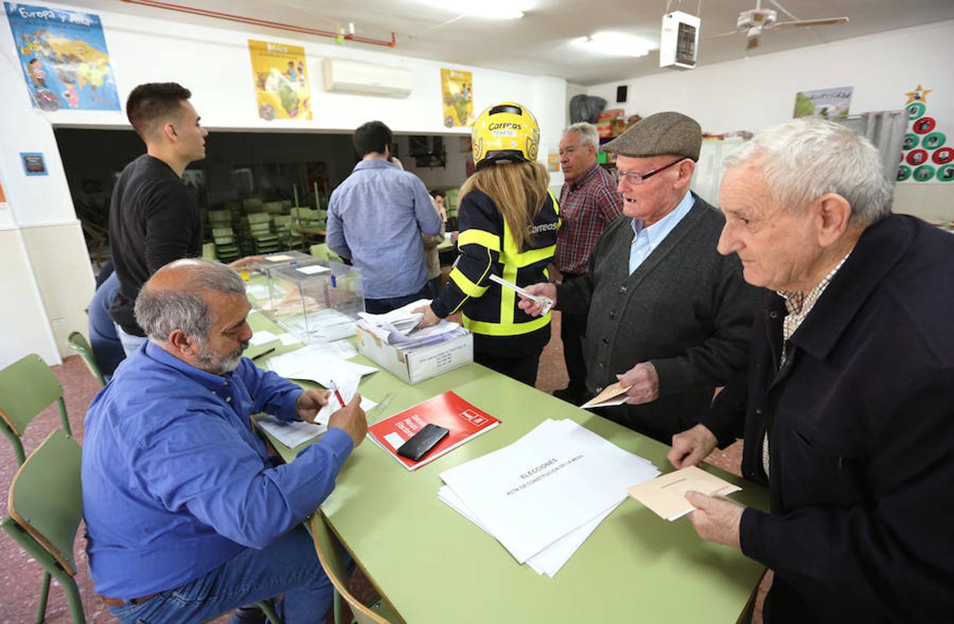 La jornada electoral en imágenes