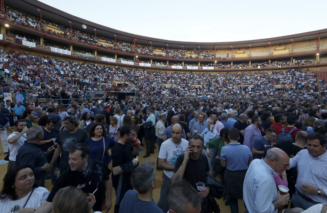 El concierto de Mark Knopfler en Córdoba, en imágenes