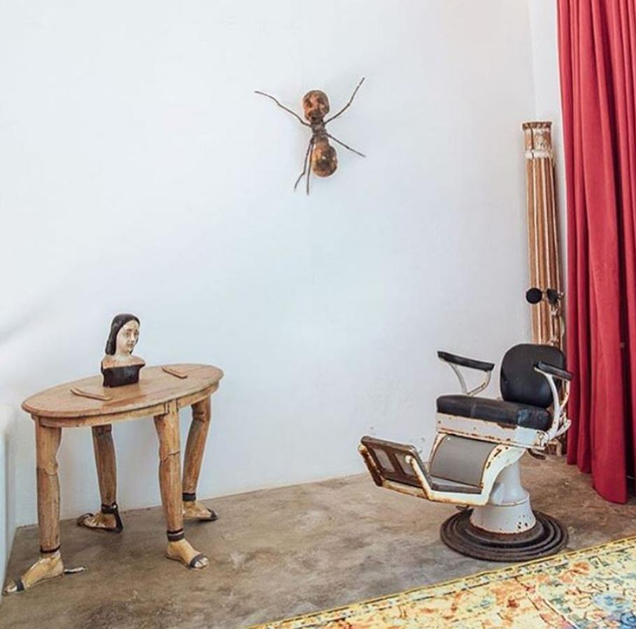 Impacto. Cada rincón se aprovecha para crear espacios inquietantes que impactan en el espectador