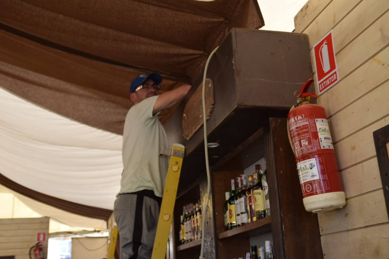 FOTOS: Preparativos para la Feria de Vejer 2019