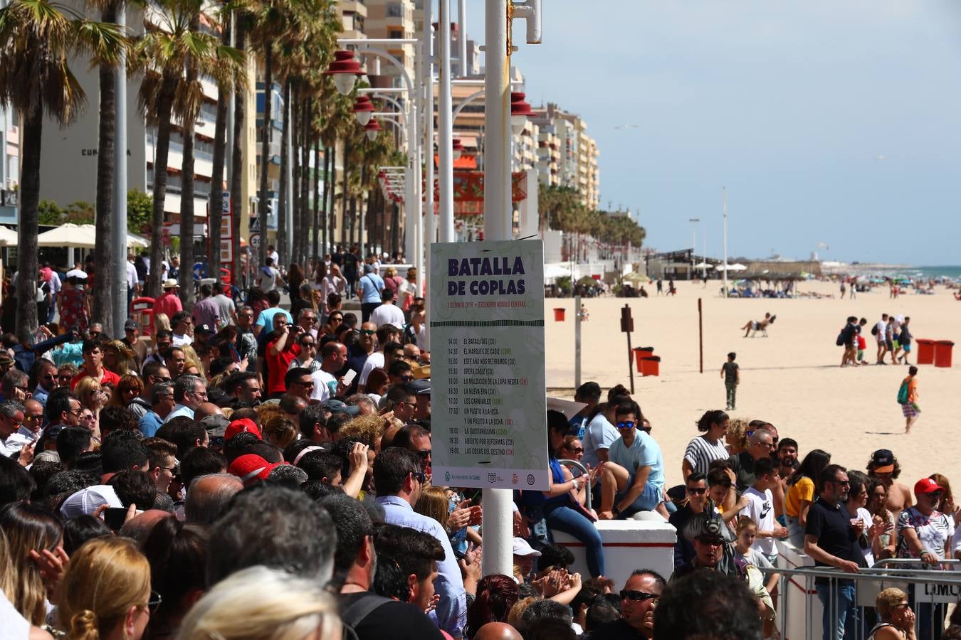 Batalla de coplas o carnaval en bañador