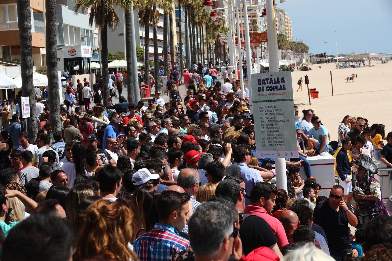 Batalla de coplas o carnaval en bañador