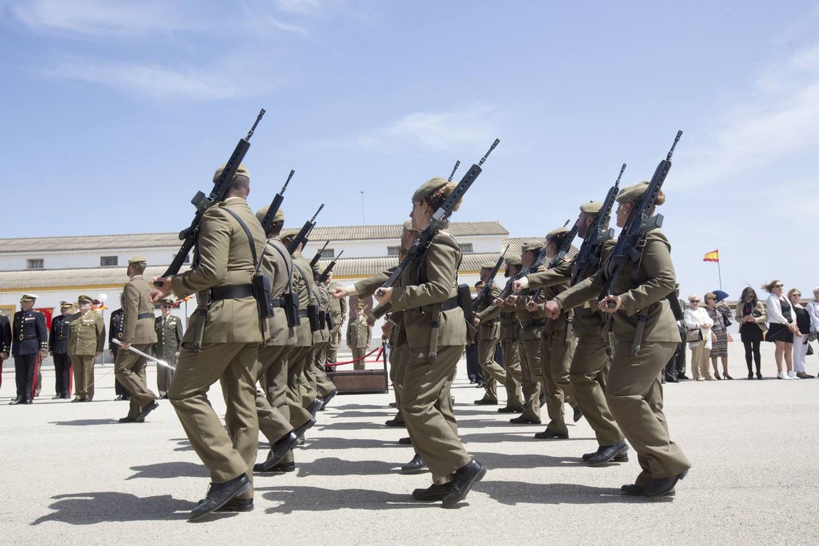 Conmemoración del 2 de mayo en el RACTA-4