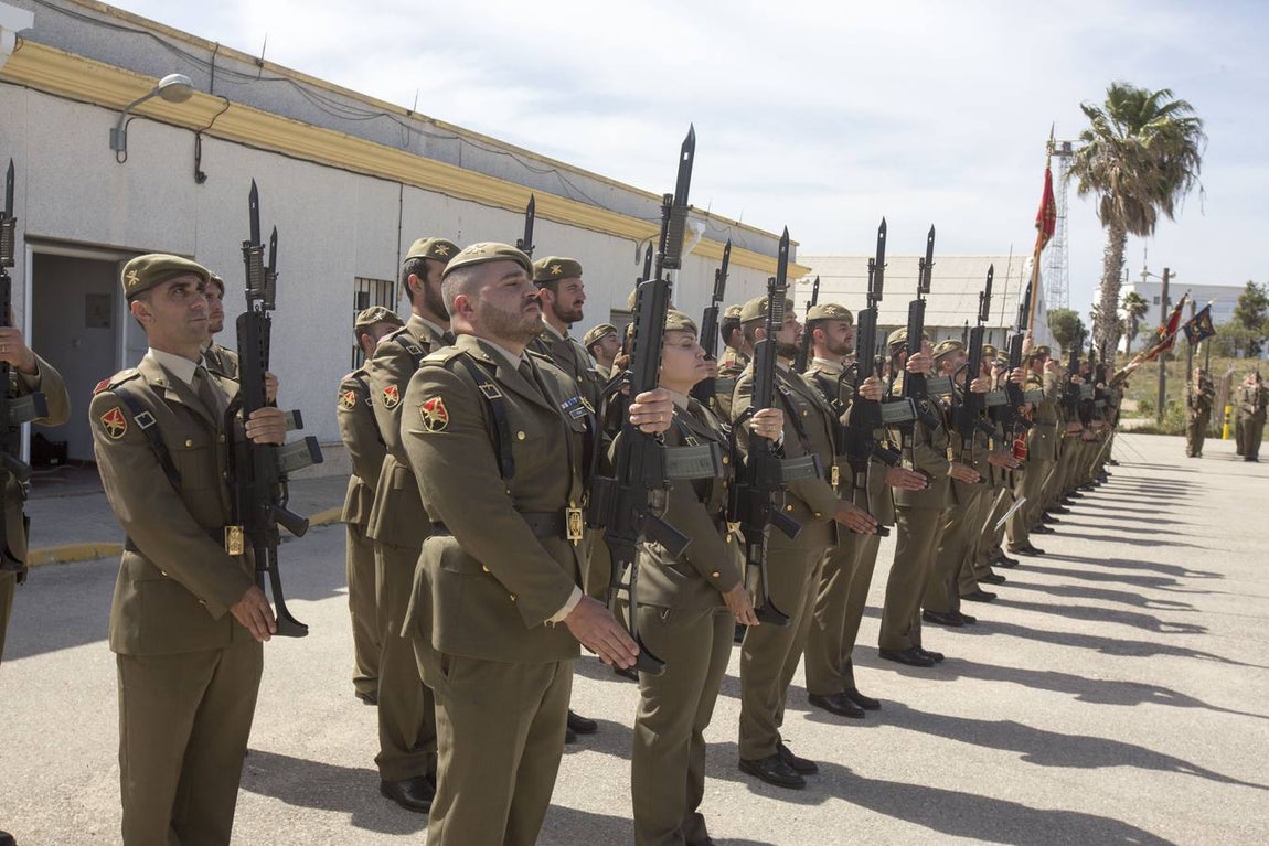 Conmemoración del 2 de mayo en el RACTA-4