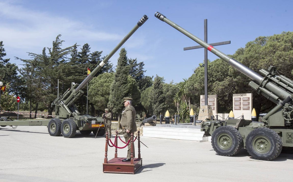 Conmemoración del 2 de mayo en el RACTA-4