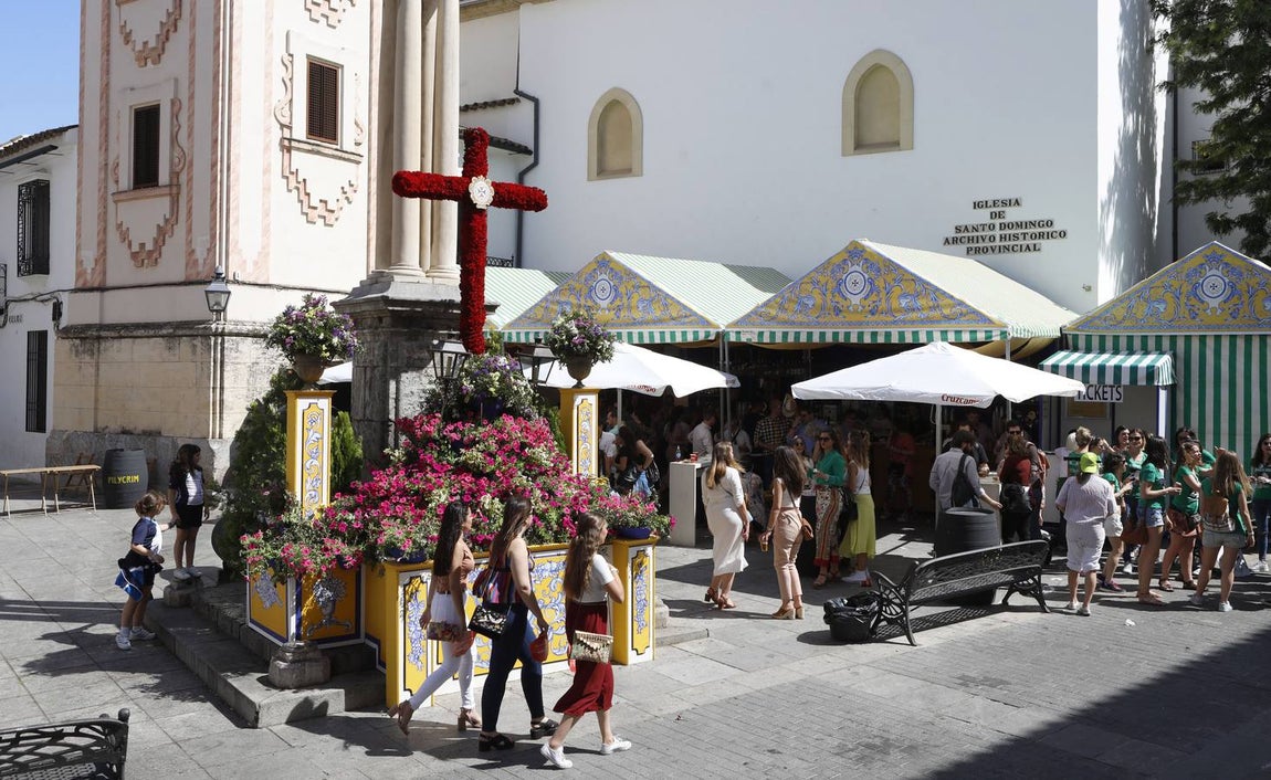 El viernes en las Cruces de Mayo de Córdoba, en imágenes