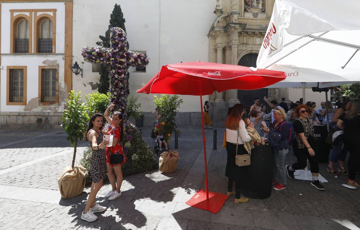 El viernes en las Cruces de Mayo de Córdoba, en imágenes