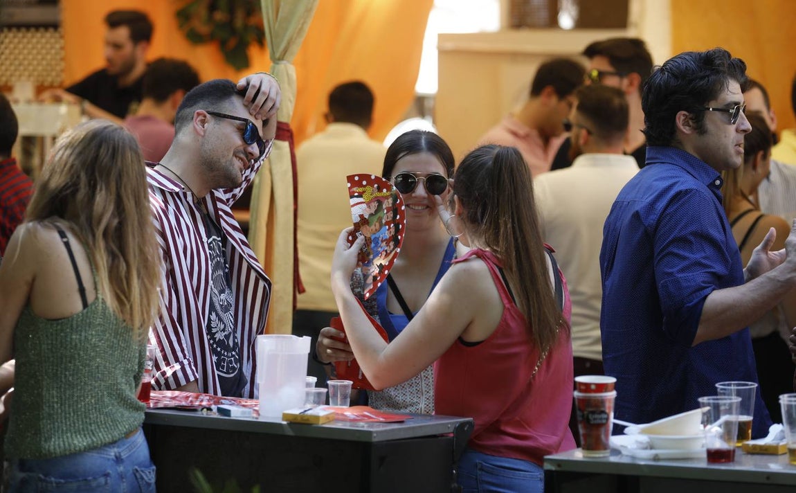 El viernes en las Cruces de Mayo de Córdoba, en imágenes