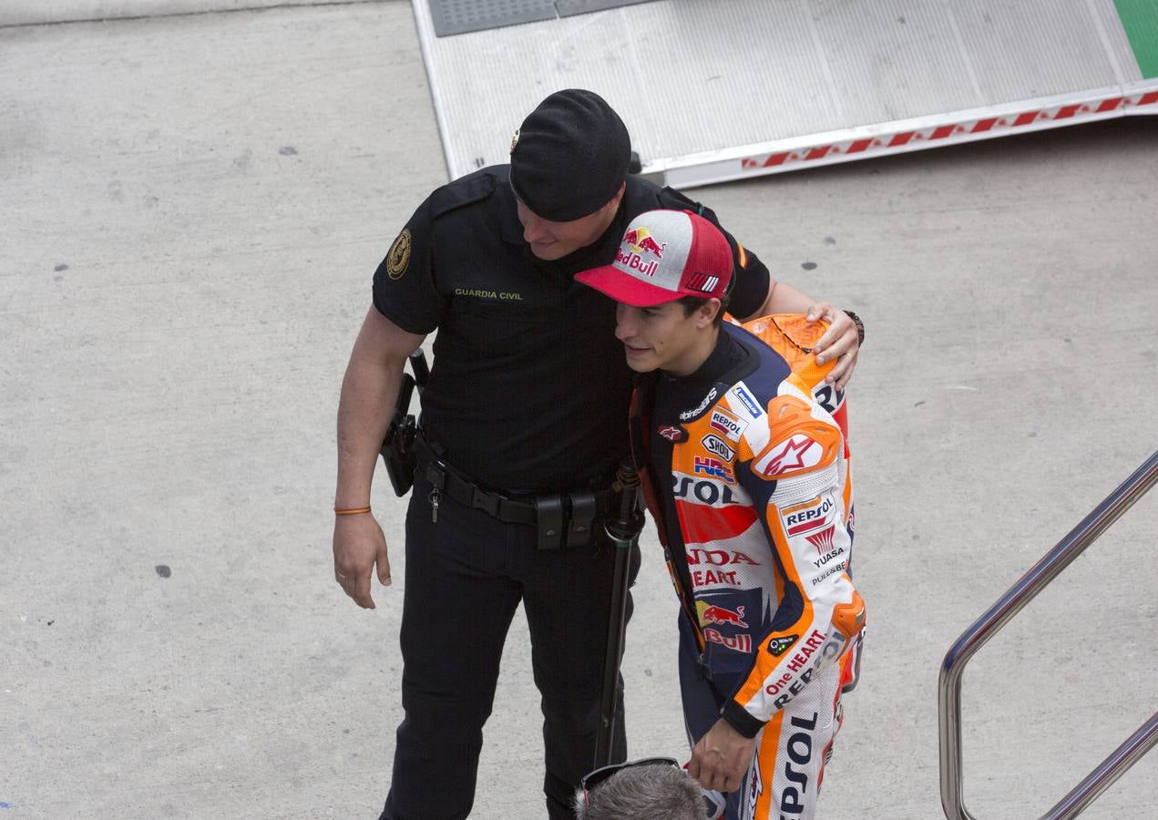 (FOTOS) La vida en el Circuito: motos y gente guapa