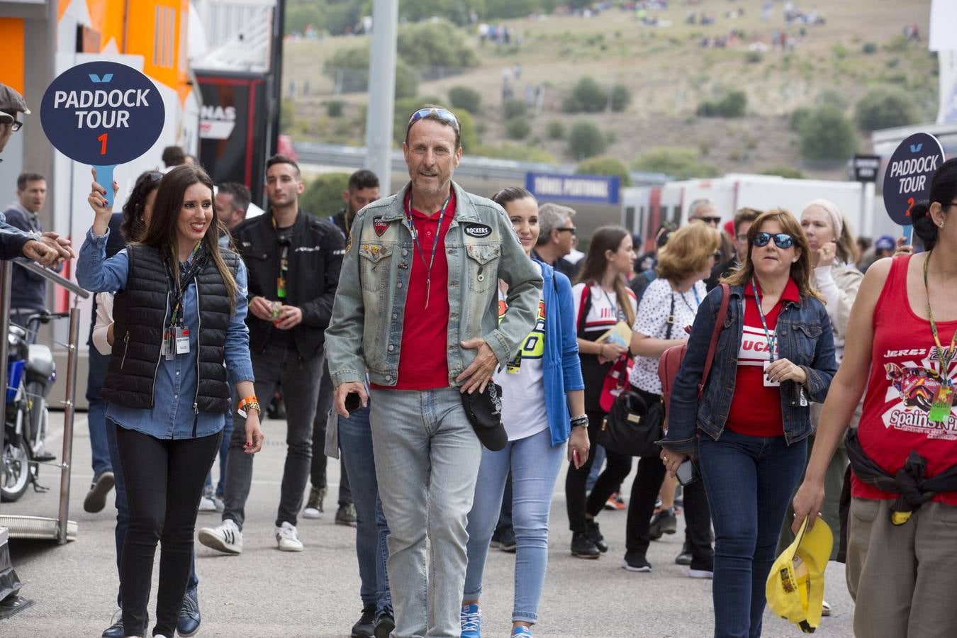 (FOTOS) La vida en el Circuito: motos y gente guapa