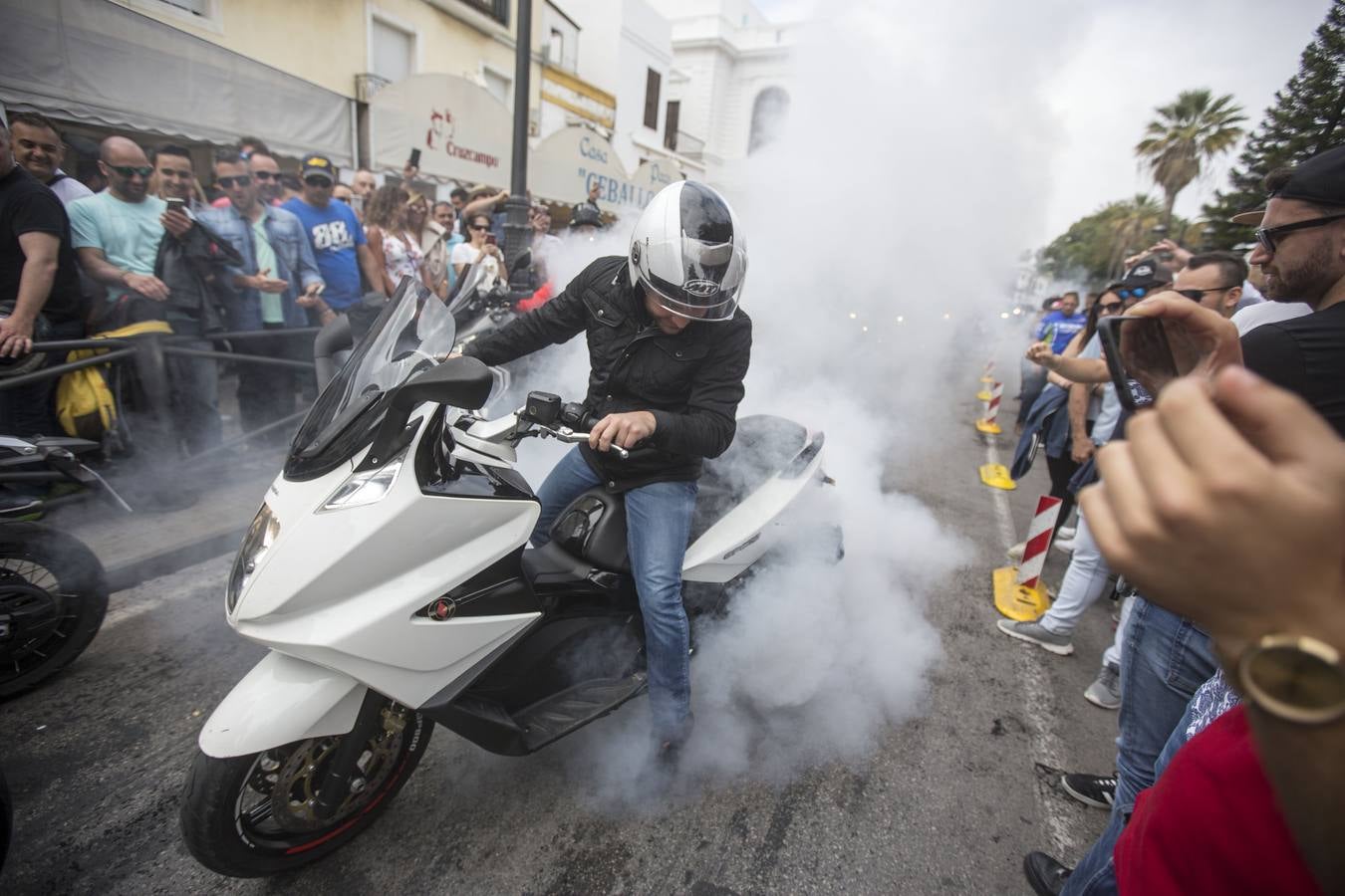 FOTOS: Una motorada de gran cilindrada