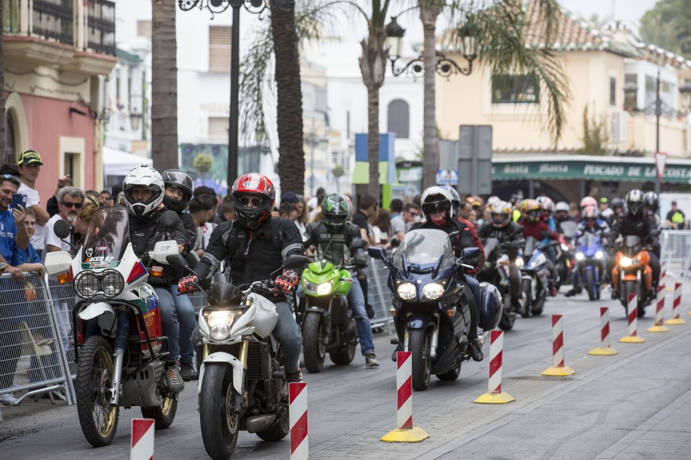 FOTOS: Una motorada de gran cilindrada