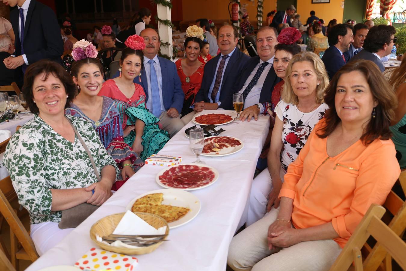 Eugenia Rodríguez-Arias, Ana María de Castro, Carmen de Castro, Antonio de Castro, Blanca de Castro, Juan Carlos de Castro, Manuel de Castro, Laura Romera, Asunción de Castro y Begoña Olavarría