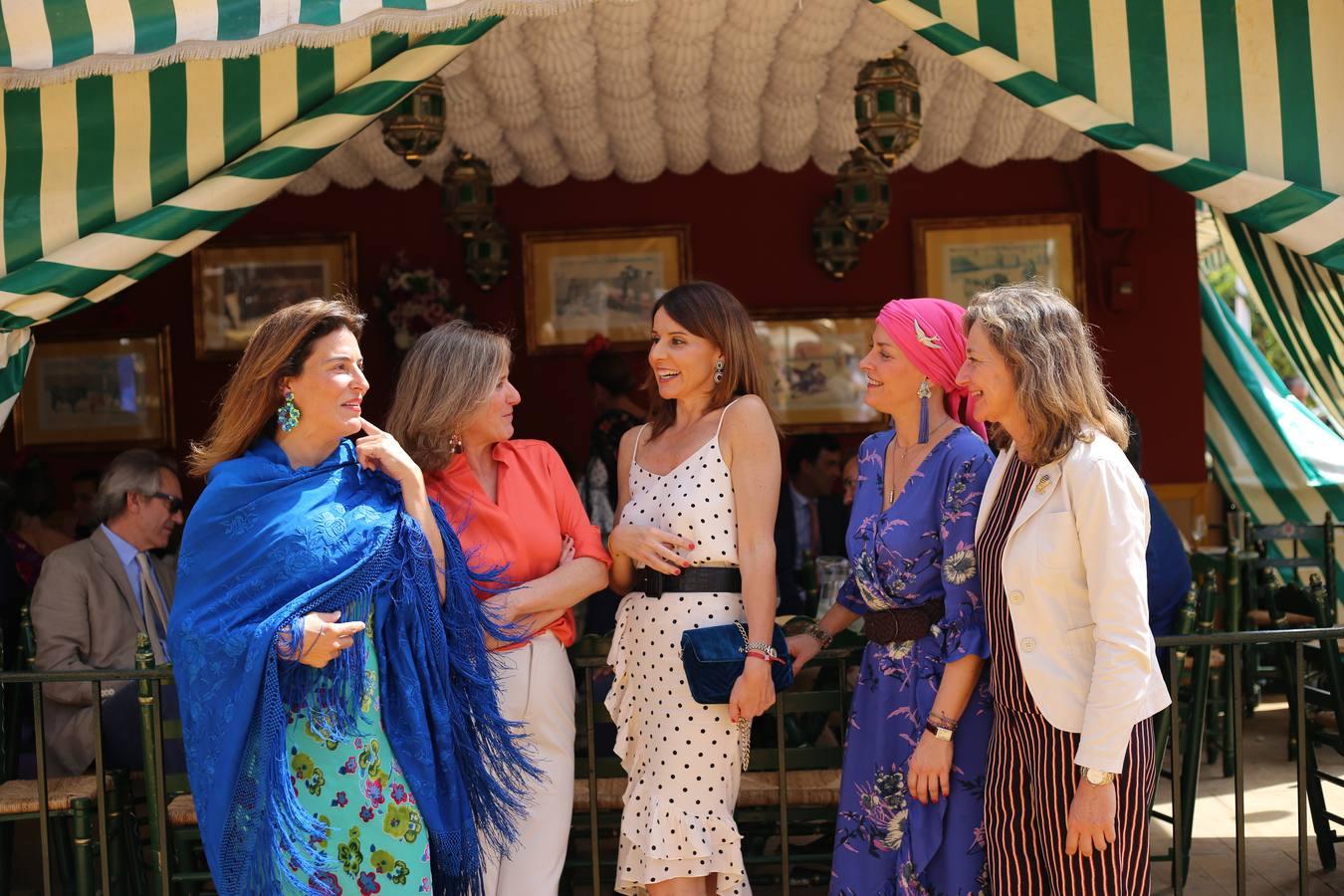 Alba Barrena, Milagros Román, María Piñeiro, Susana Boza y Oti Leyva