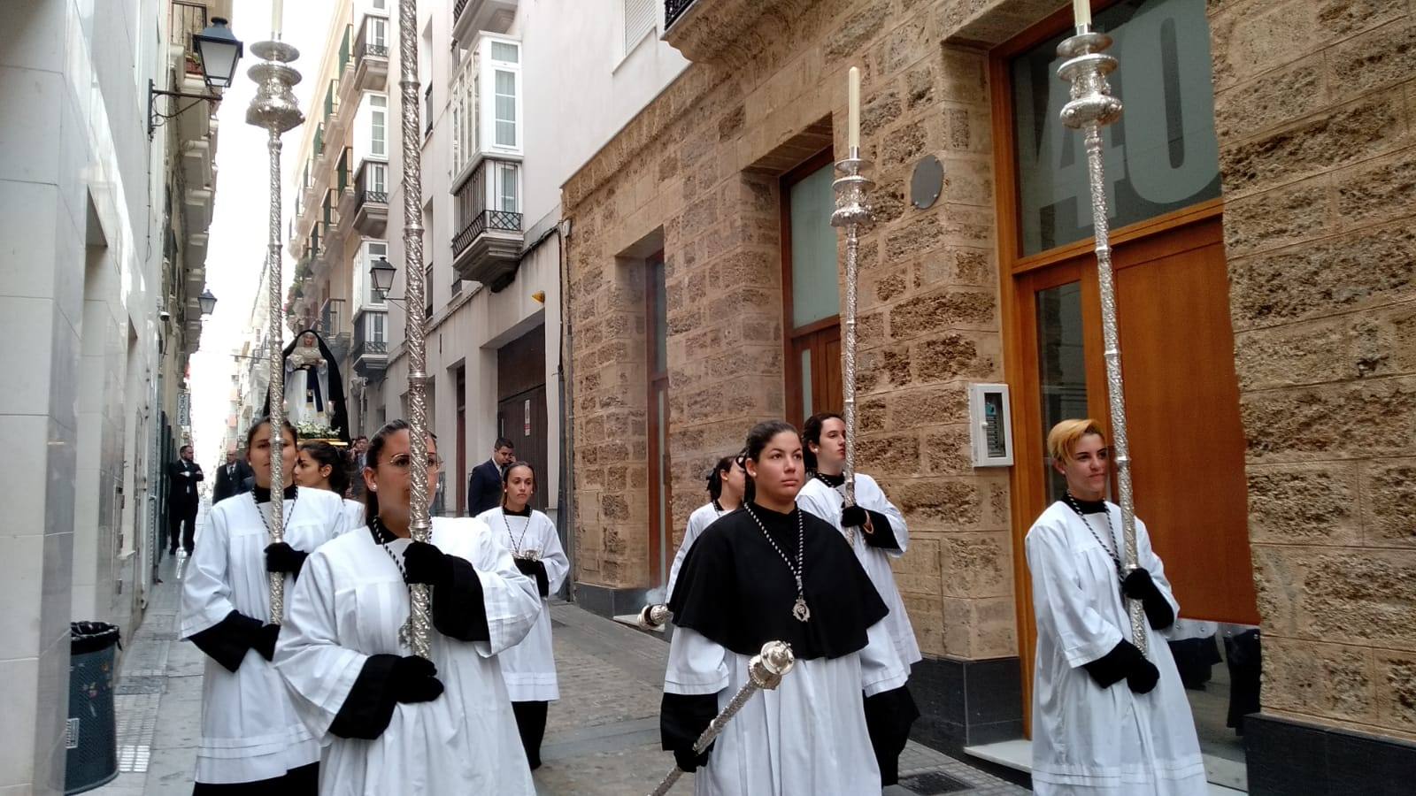 Visita de la Virgen de Desamparados a la Casa Oviedo