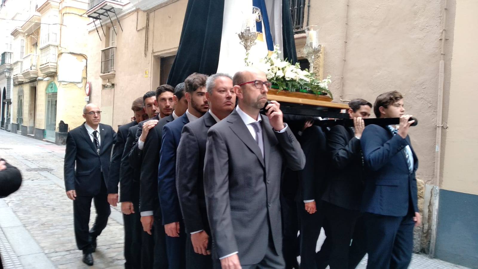 Visita de la Virgen de Desamparados a la Casa Oviedo