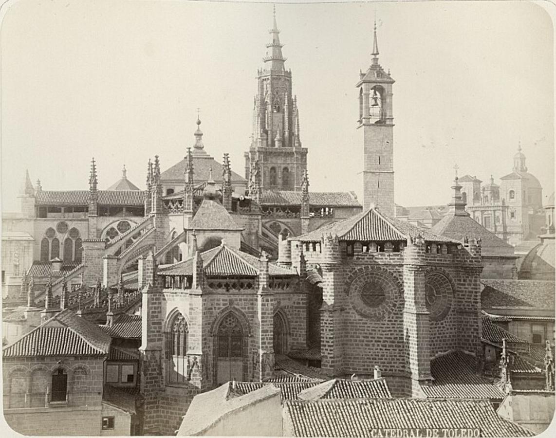 Tejados y torres de la catedral de Toledo. Foto: Casiano Alguacil (ca. 1880). 