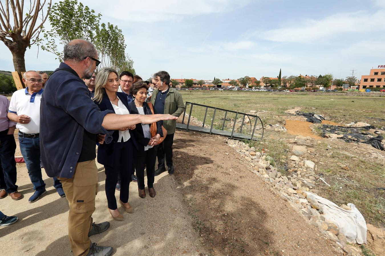 Las obras de la senda de Vega Baja, en imágenes