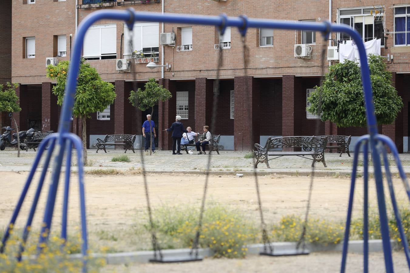 Un paseo por el barrio de las Palmeras de Córdoba, en imágenes