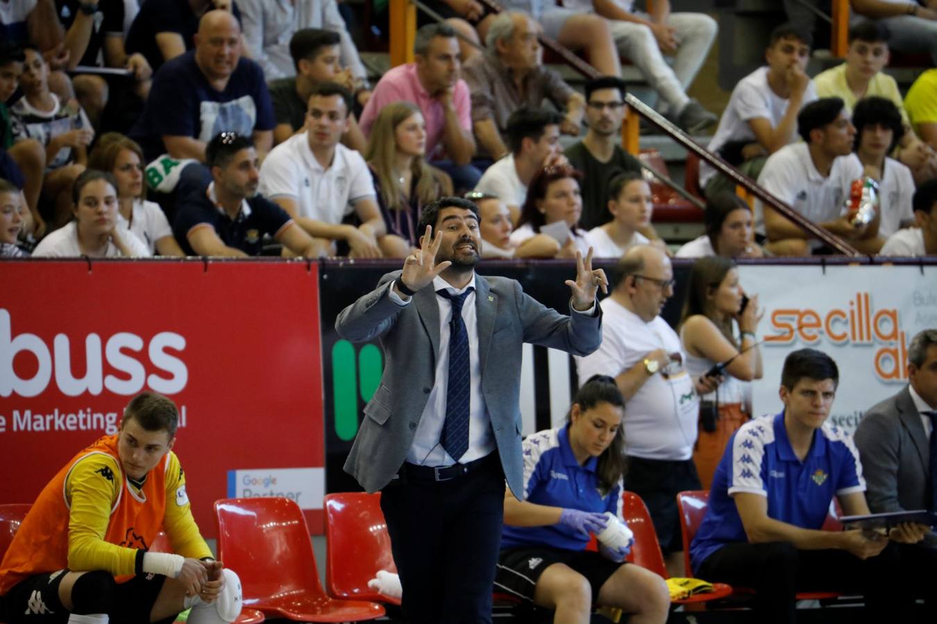 El Córdoba CF Futsal-Real Betis, en imágenes