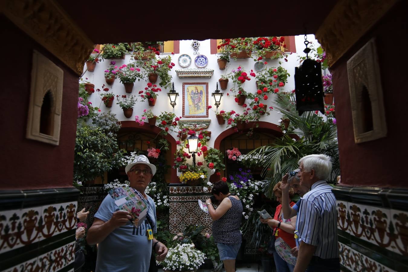 El hechizo de los Patios de Córdoba en Regina y Realejo, en imágenes