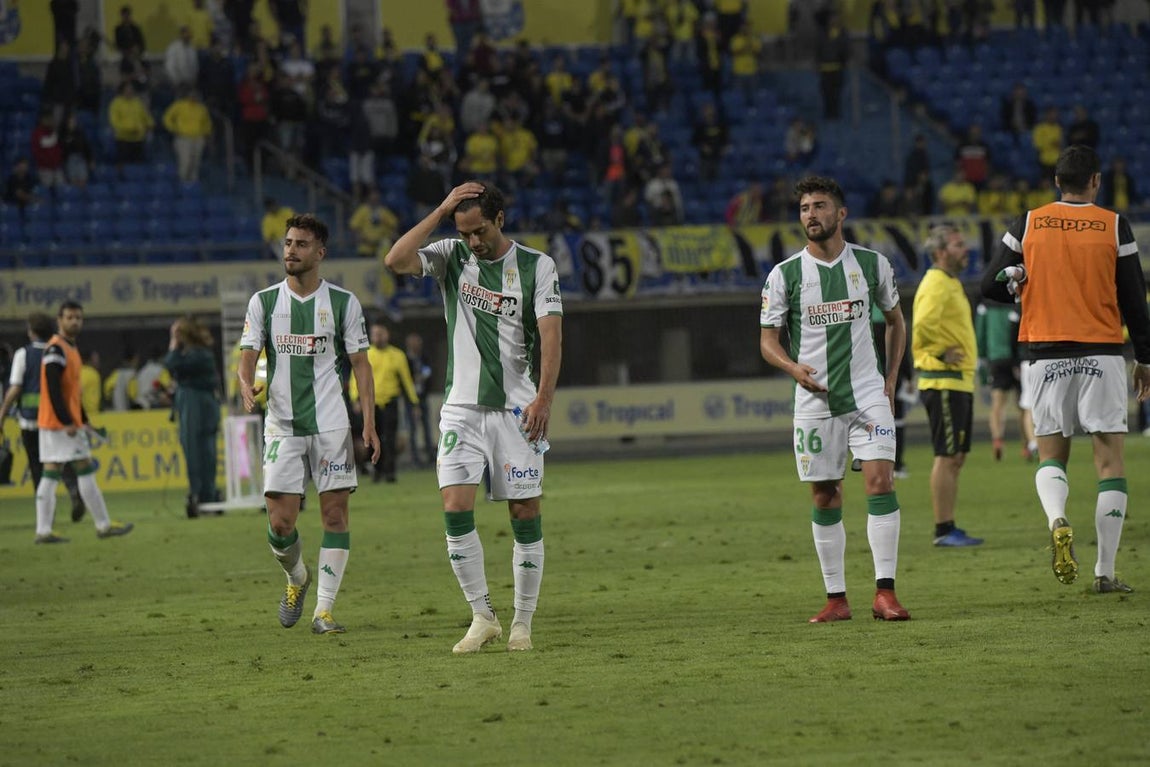 Las lágrimas por el descenso del Córdoba CF, en imágenes