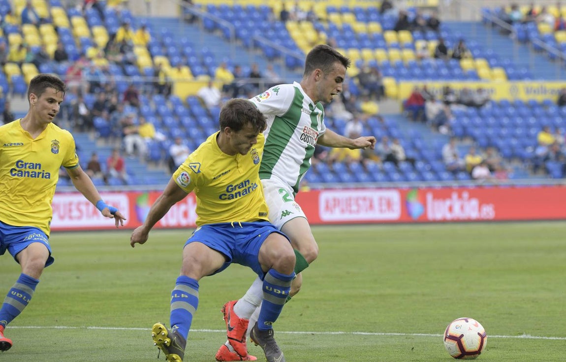 Las lágrimas por el descenso del Córdoba CF, en imágenes