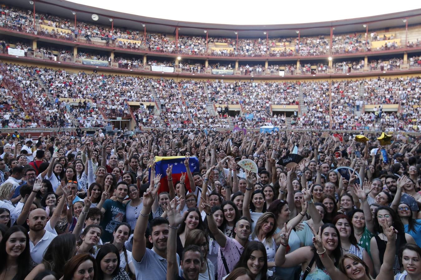 El concierto de Pablo Alborán en Córdoba, en imágenes