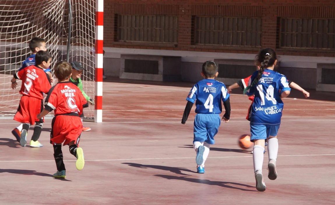 Las mejores imágenes del encuentro de futsal entre Ciudad de los muchachos y Sta. Fca. Javier Cabrini B