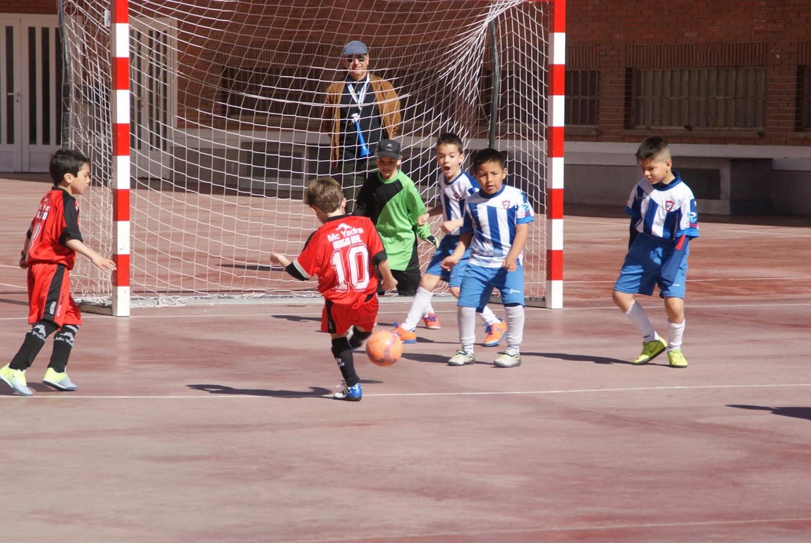 Las mejores imágenes del encuentro de futsal entre Ciudad de los muchachos y Sta. Fca. Javier Cabrini B