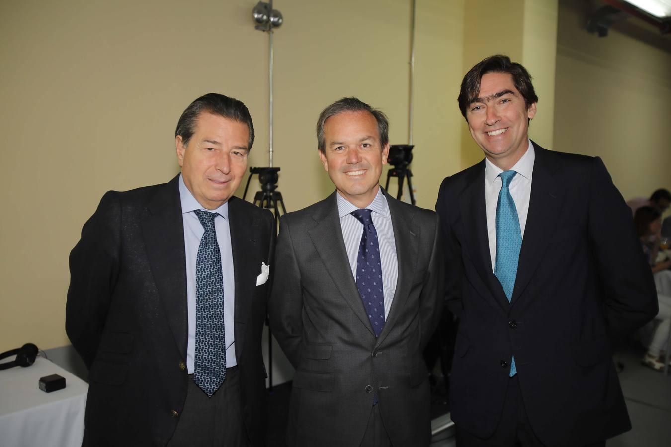 José Pérez Benítez, Alberto García Valera y Luis Juan Rosales López de Carrizos