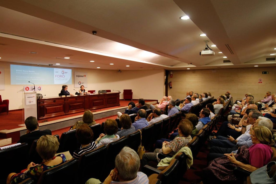 El Foro Cultural de ABC Córdoba con Elvira Roca, en imágenes