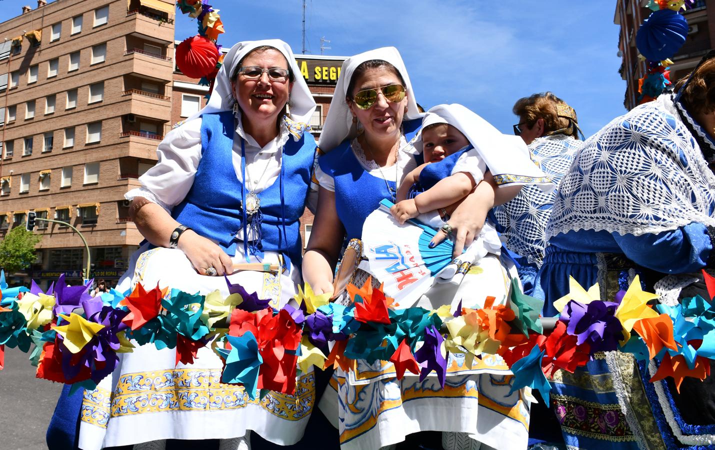 El desfile de San Isidro de Talavera, en imágenes