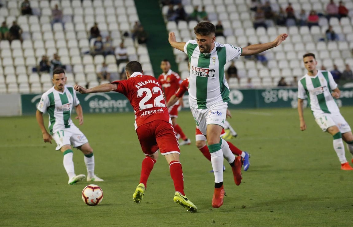 El partido del Córdoba CF-Nástic, en imágenes