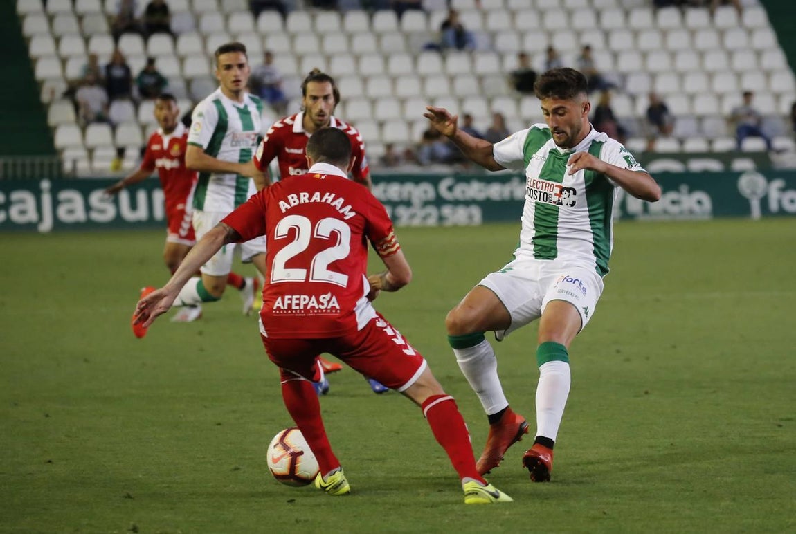 El partido del Córdoba CF-Nástic, en imágenes